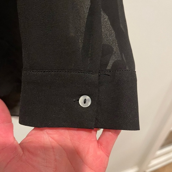 Ahlens Swedish V Neck Sheer Long Sleeve Gauzy Top Blouse size 10 / 12 Large EUC - Picture 6 of 10